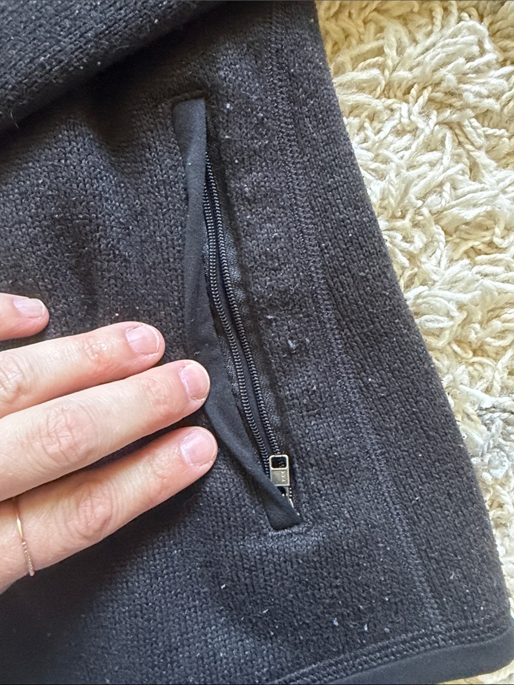 Patagonia Women's Black Full-Zip Utility Fleece Jacket - Picture 5 of 8